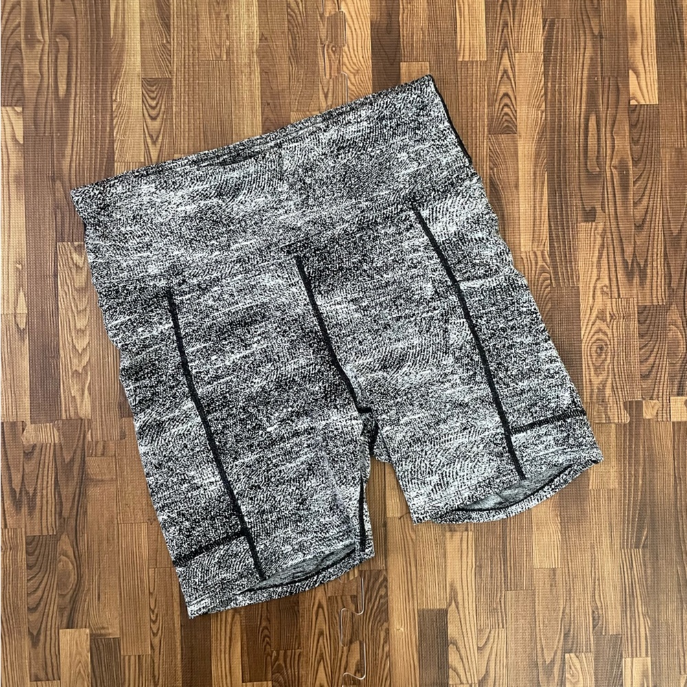 Women’s Gray Bike Shorts Medium